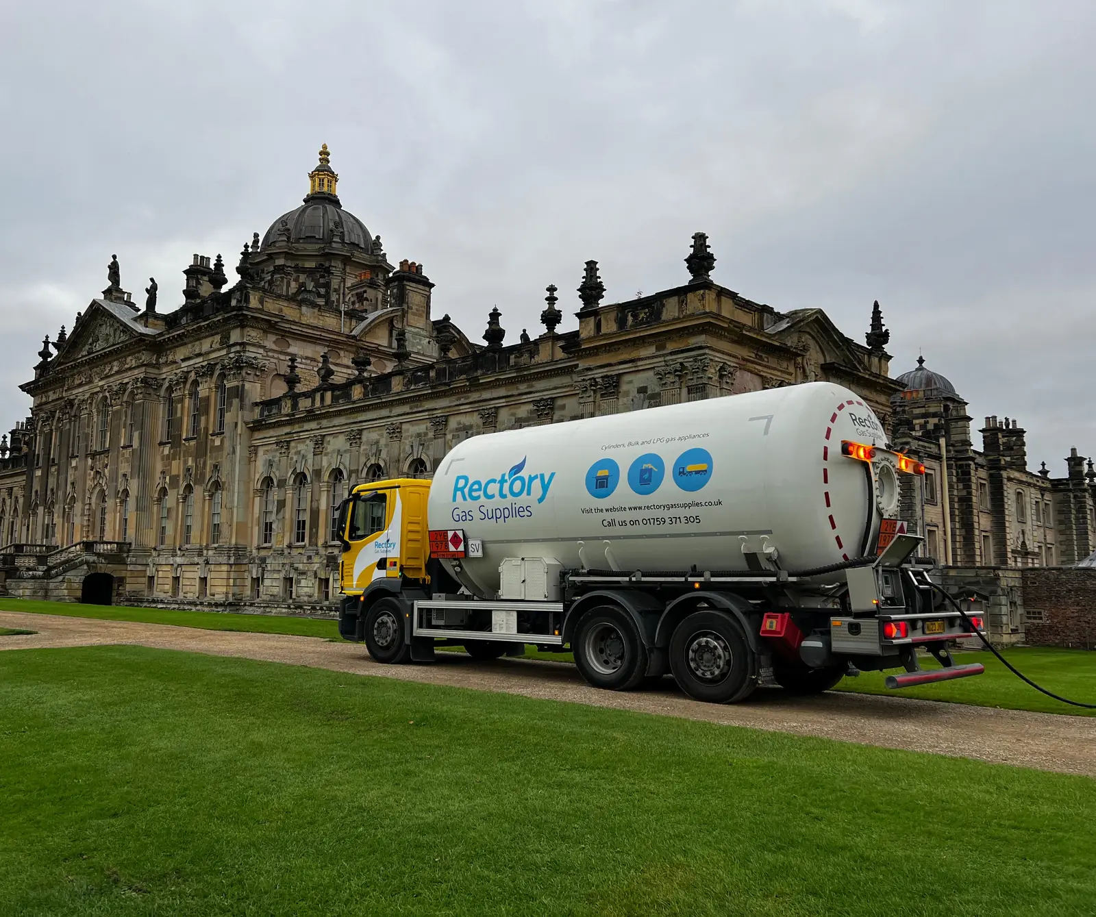 A Rectory Gas Supplies tanker delivering LPG on the drive in front of Castle Howard, a historic stately home